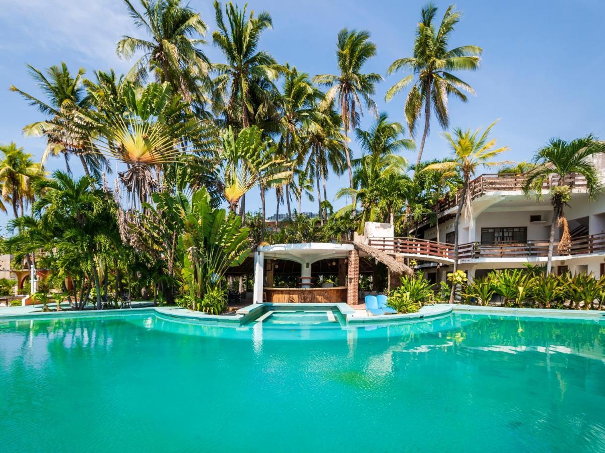 Oyo Hotel Sands Барра-де-Навідад Екстер'єр фото